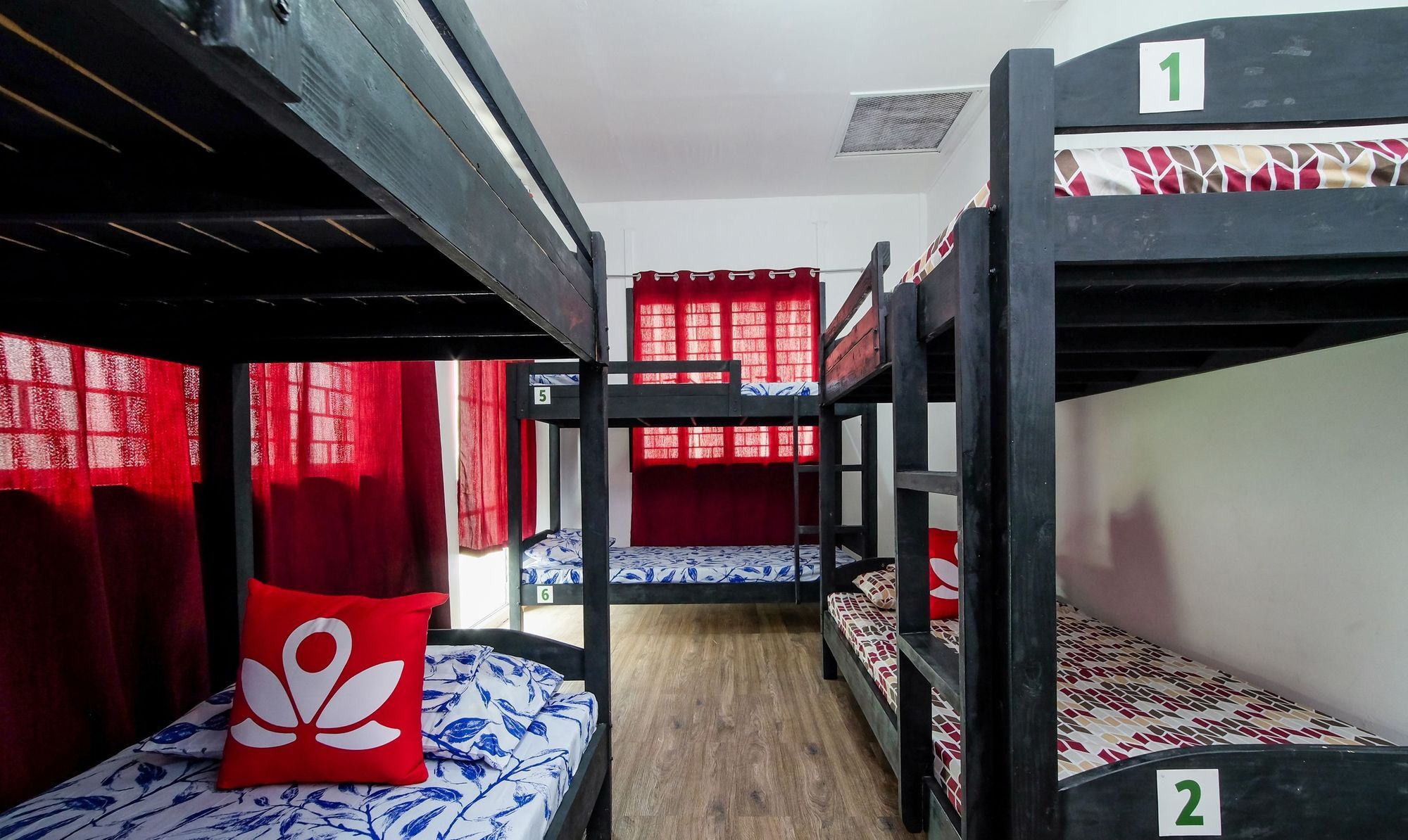 Zen Hostel Haven Backpackers Makati City Dış mekan fotoğraf